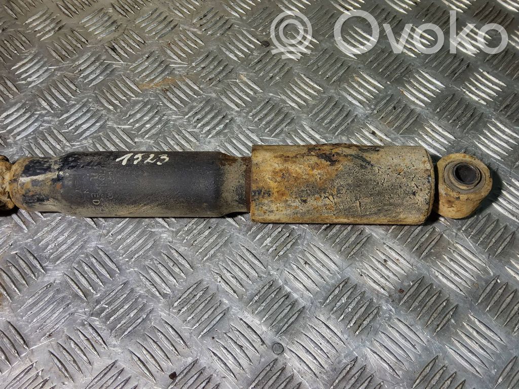 Stoßdämpfer hinten