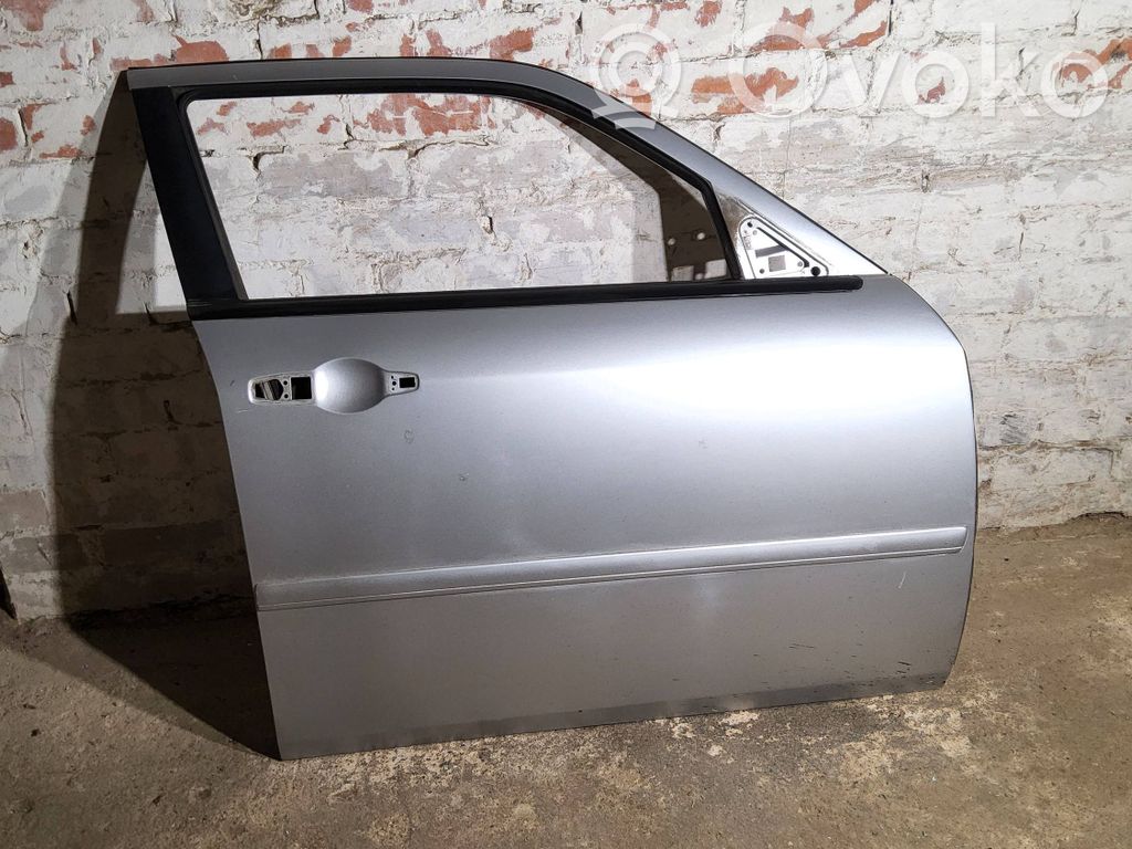 Dodge Magnum Front door 