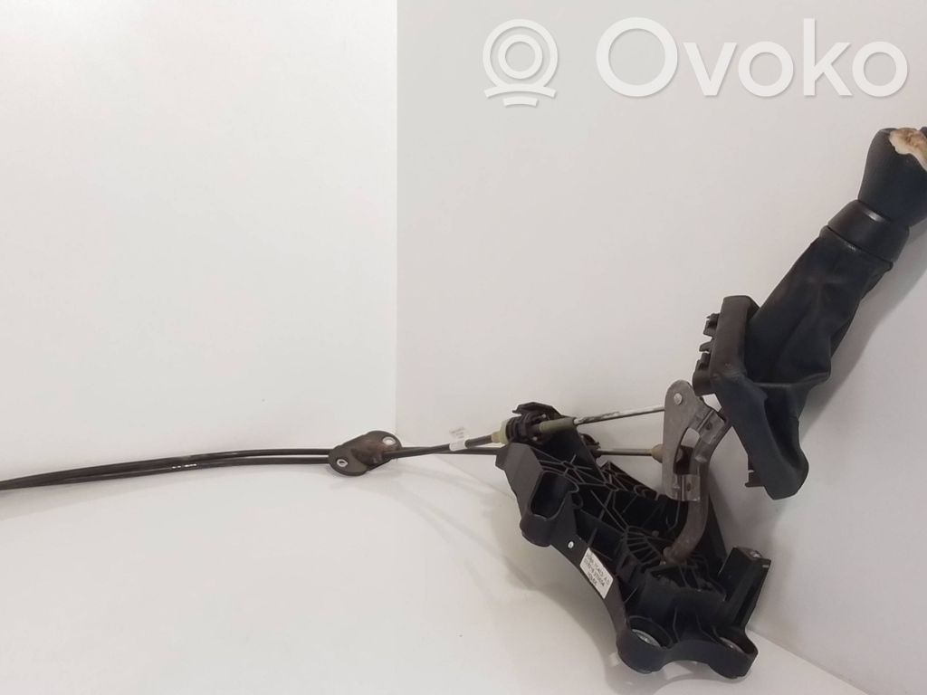 Mazda 2 Gear shifter/selector 