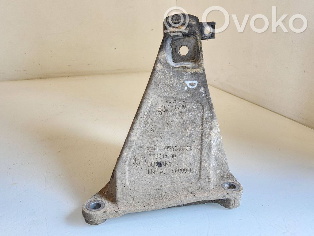 BMW 7 E65 E66 Engine mounting bracket 
