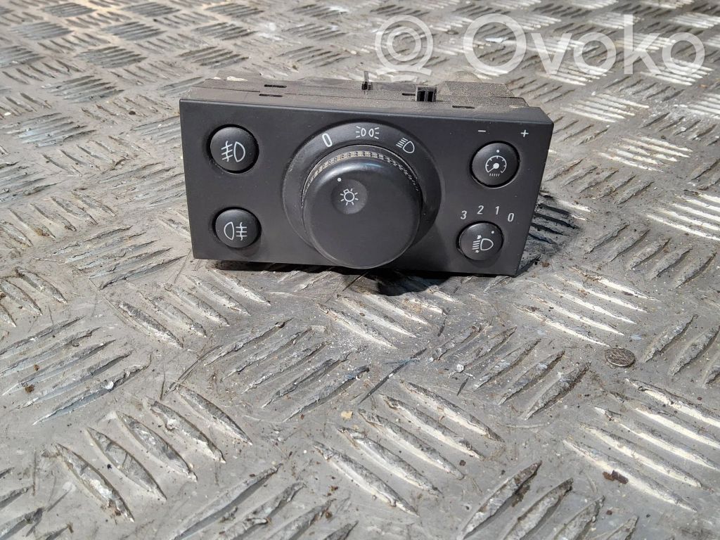 Opel Vectra C Light switch 