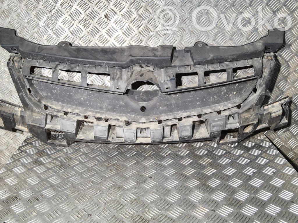 Opel Vectra C Grilă radiator față 