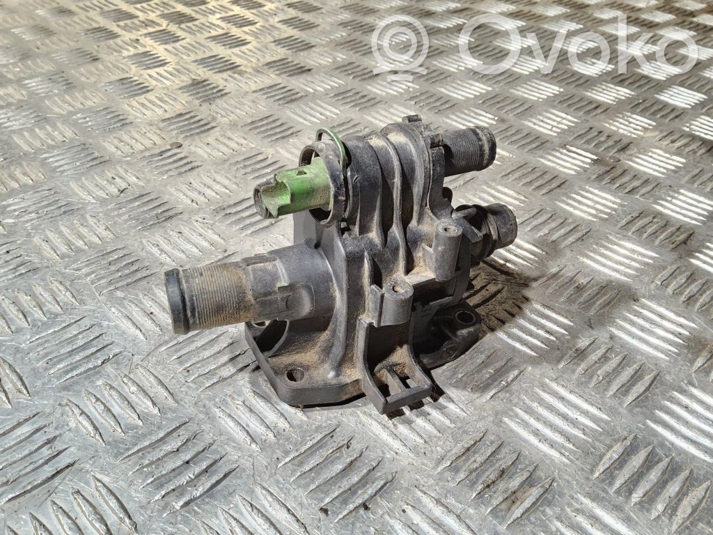 Peugeot 407 Termostats / termostata korpuss 