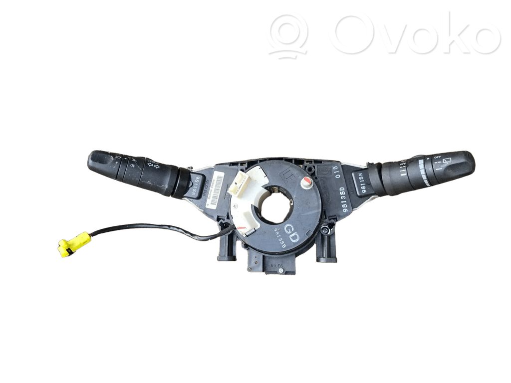 Nissan Micra Autres commutateurs / boutons / leviers 