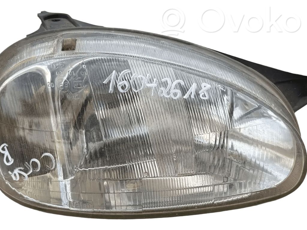 Opel Corsa B Phare frontale 