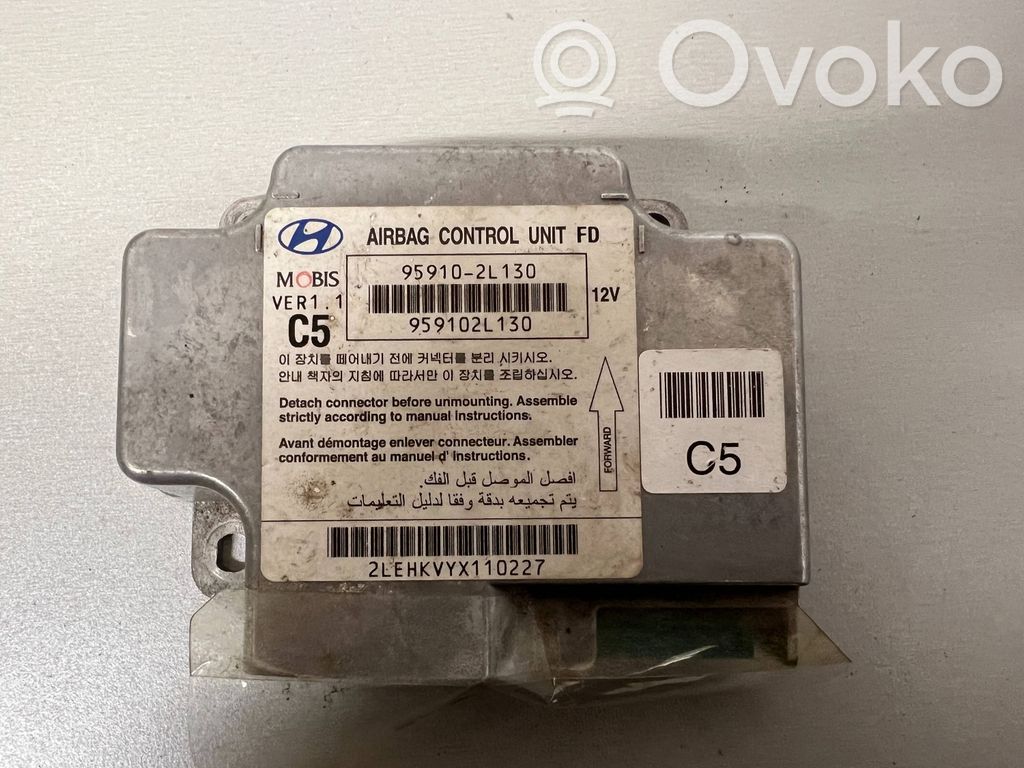 Hyundai i30 Airbag control unit/module 