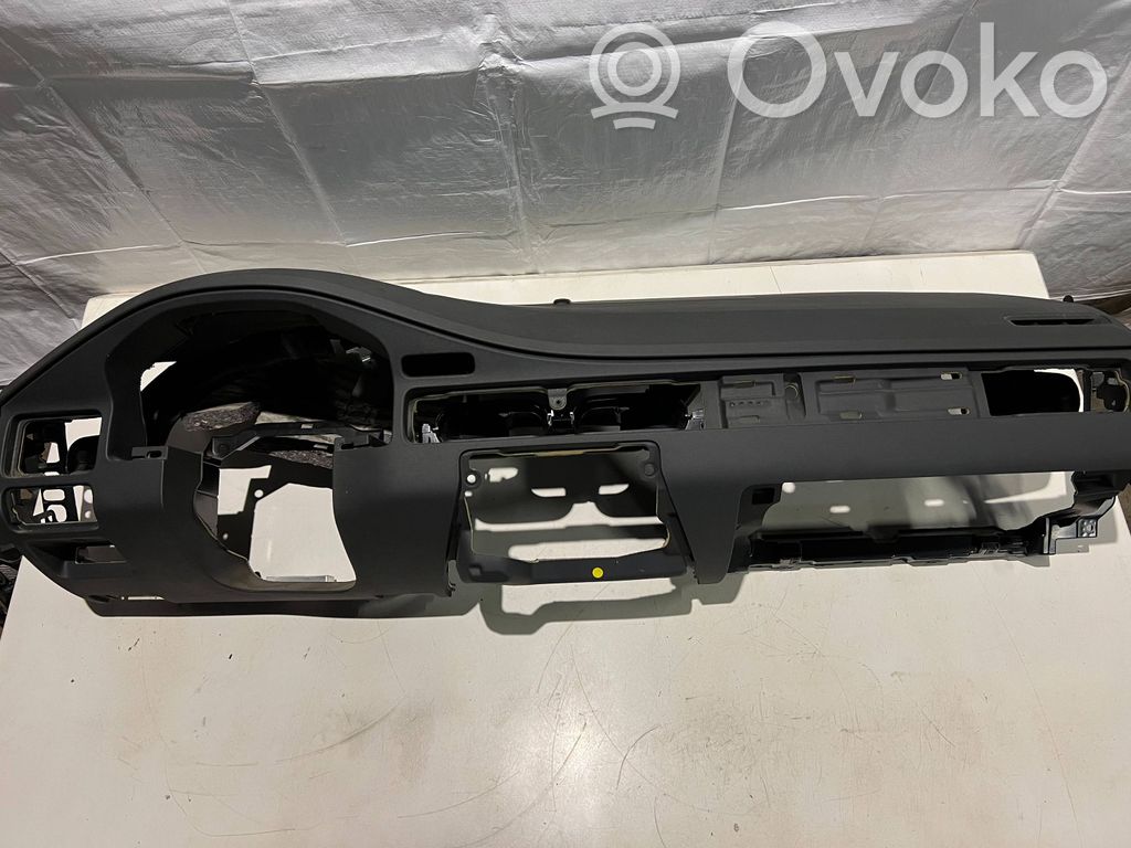 Volvo V70 Panelis 
