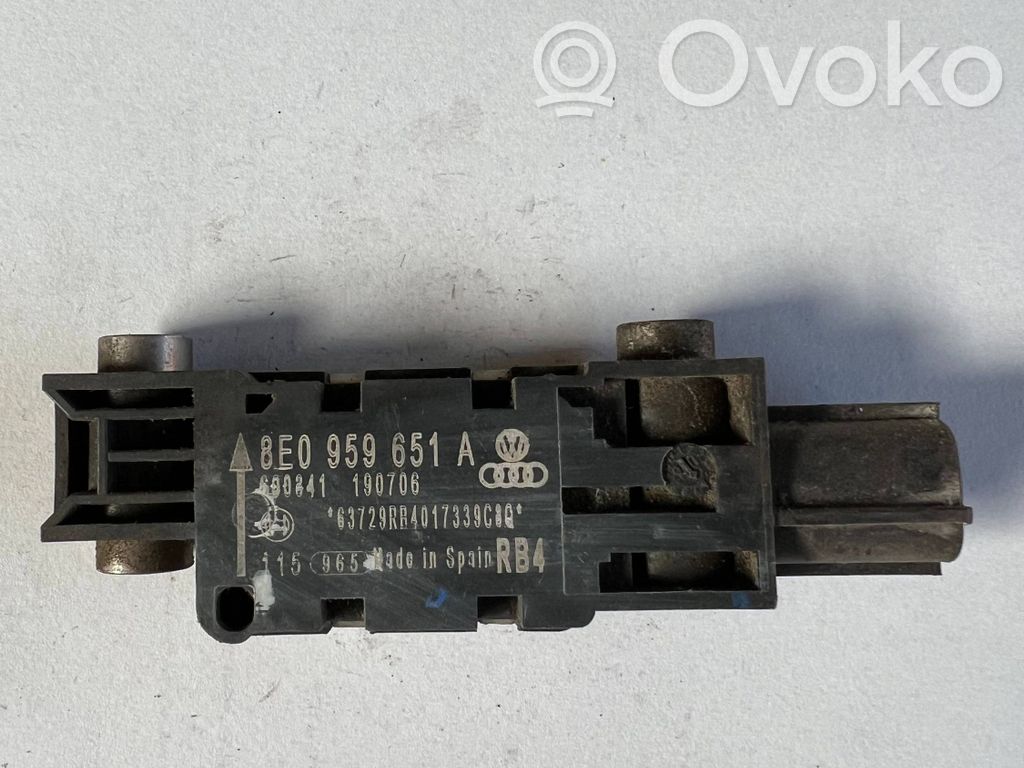 Audi A4 S4 B7 8E 8H Oro pagalvių smūgio daviklis 