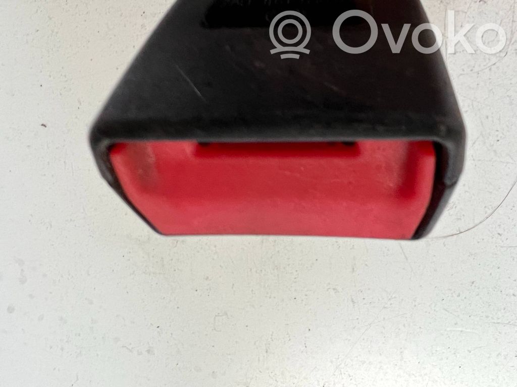 Volkswagen Touran I Rear seatbelt buckle 