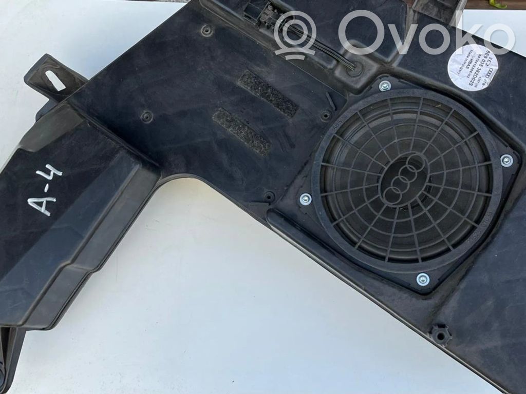 Audi A4 S4 B7 8E 8H Subwoofer 
