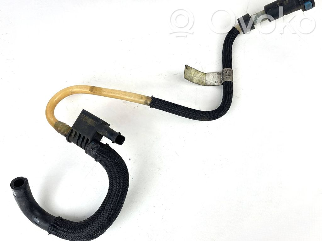 BMW 3 E90 E91 Fuel line/pipe/hose 