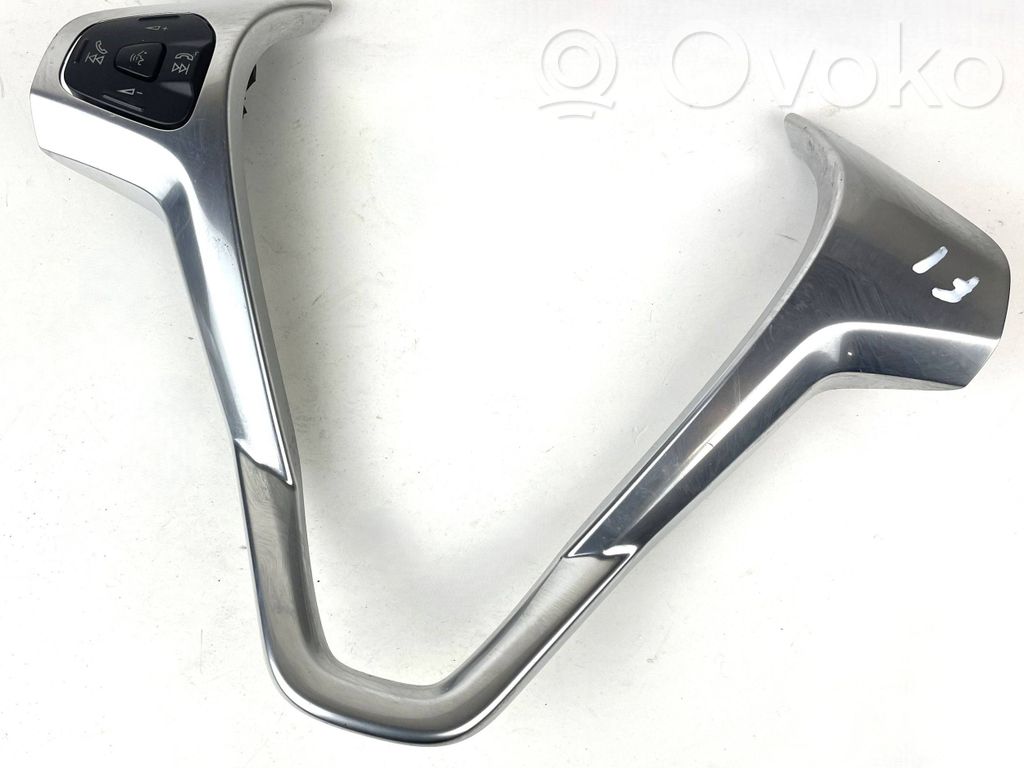 Ford Fiesta Steering wheel buttons/switches 