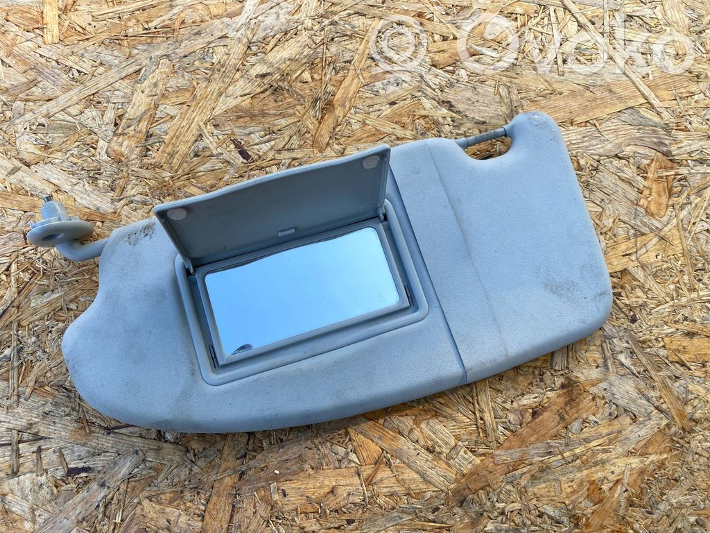 Ford Focus Skydelis nuo saulės 