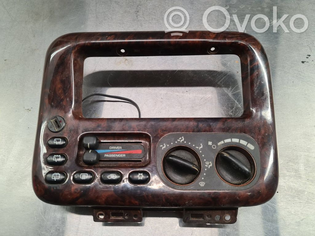 Volkswagen PASSAT B5 Climate control unit 