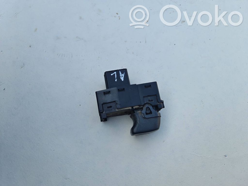 Electric window control switch   9472275,01W224
