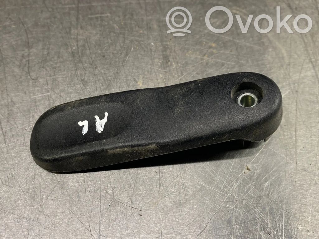 Renault Kangoo I Moldura del elevalunas de la puerta trasera 