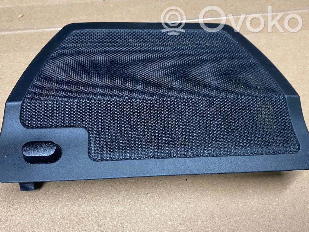 BMW 7 E65 E66 Centrinio garsiakalbio apdaila 