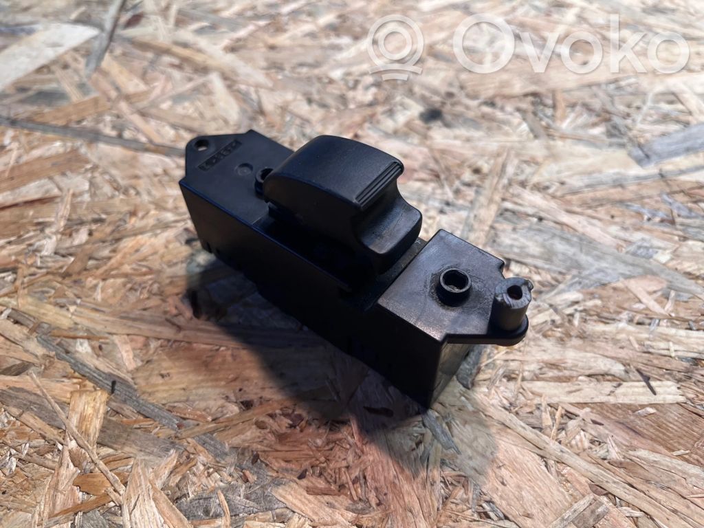 Mitsubishi Lancer Electric window control switch 
