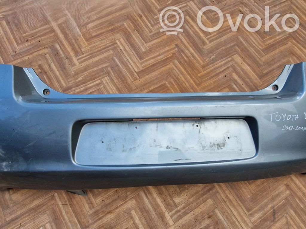 Toyota Verso-S Parachoques 