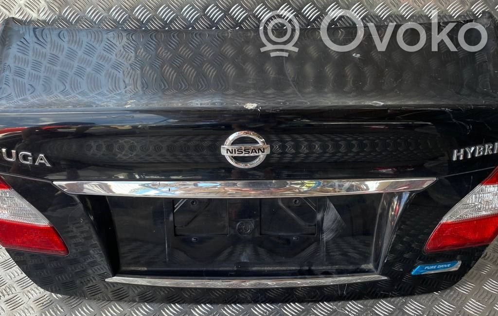 Infiniti M Y51 Tylna klapa bagażnika 