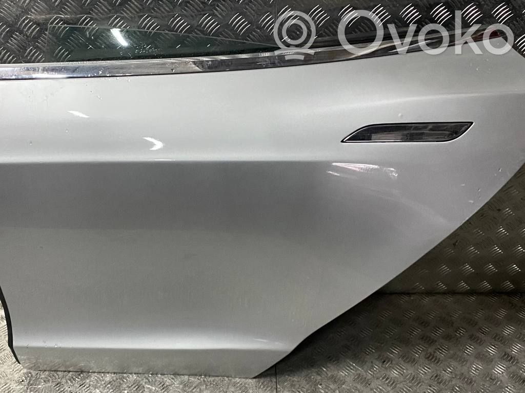 Rear door   MRKU6050065