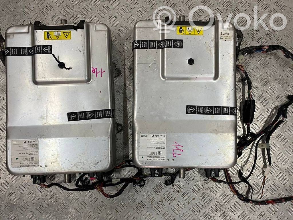 Tesla Model S Pakrovėjas akumuliatorius (papildomas) 