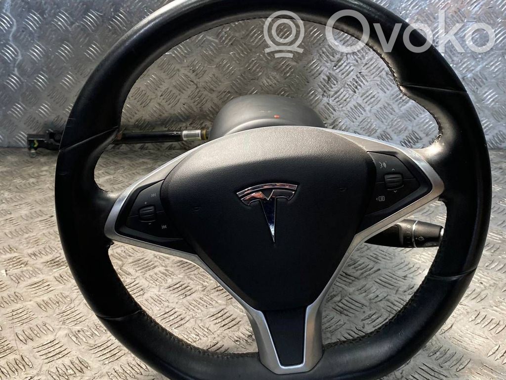 Tesla Model S Vairas 