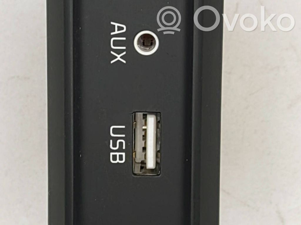 KIA Rio USB socket connector 