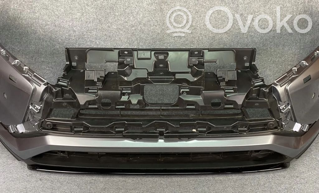 Front windscreen/windshield window   ECLIPSECROSS