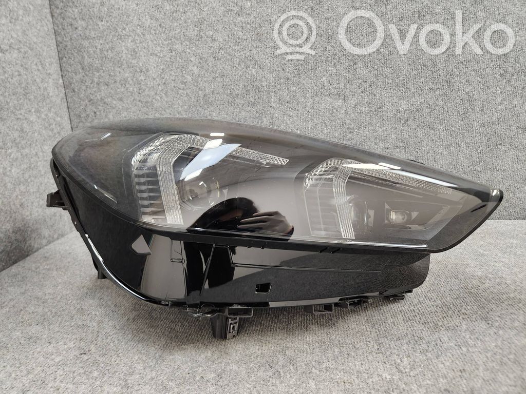 BMW X1 U11 Scheinwerfer 