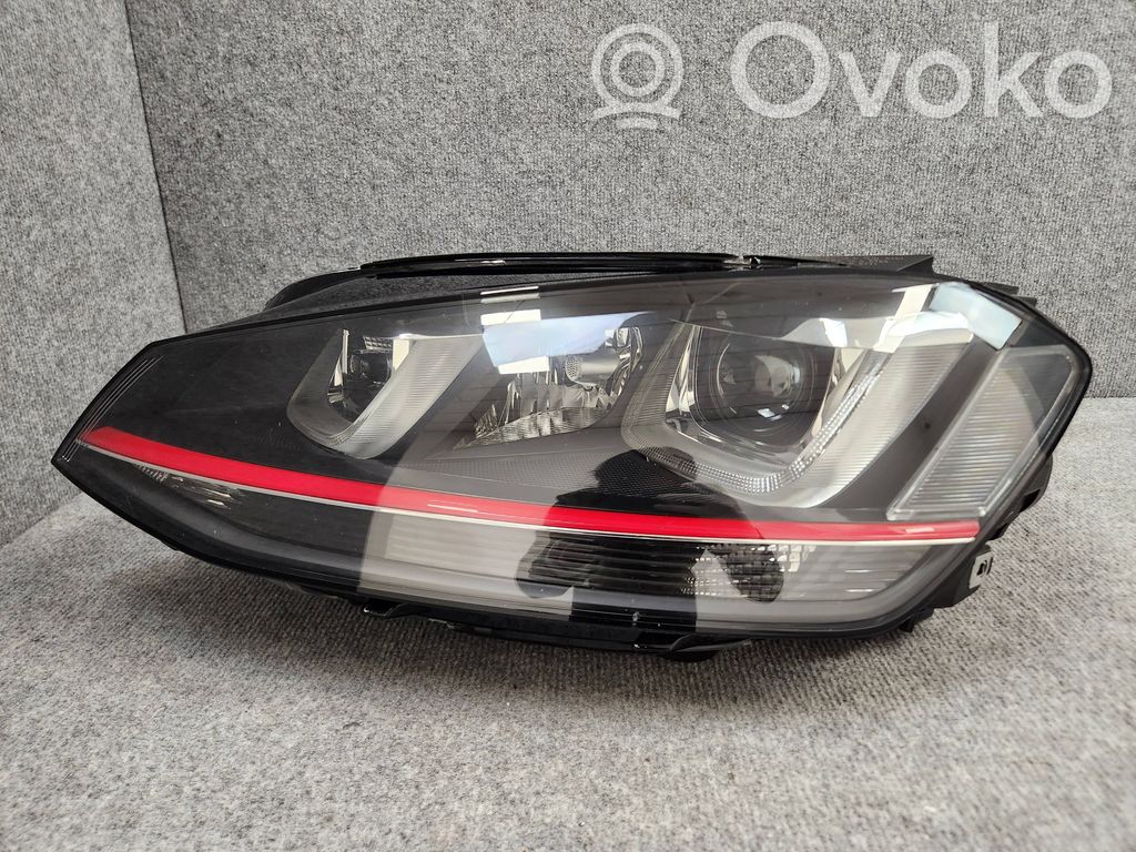 Volkswagen Golf VII Lampa przednia 