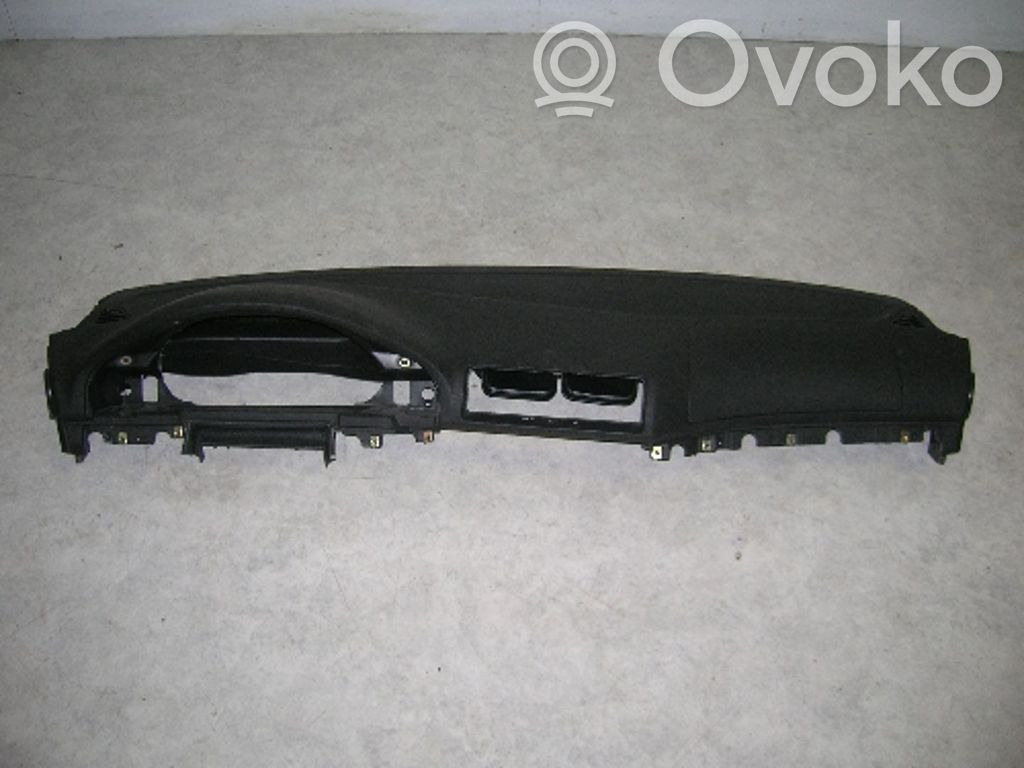 BMW 5 E39 Instrumentu paneļa dekoratīvā apdare 