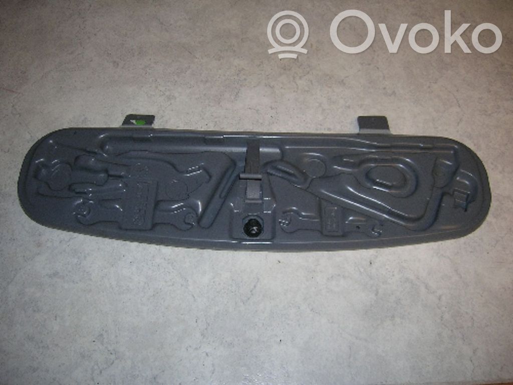 Tool box   71111094903,71111094903