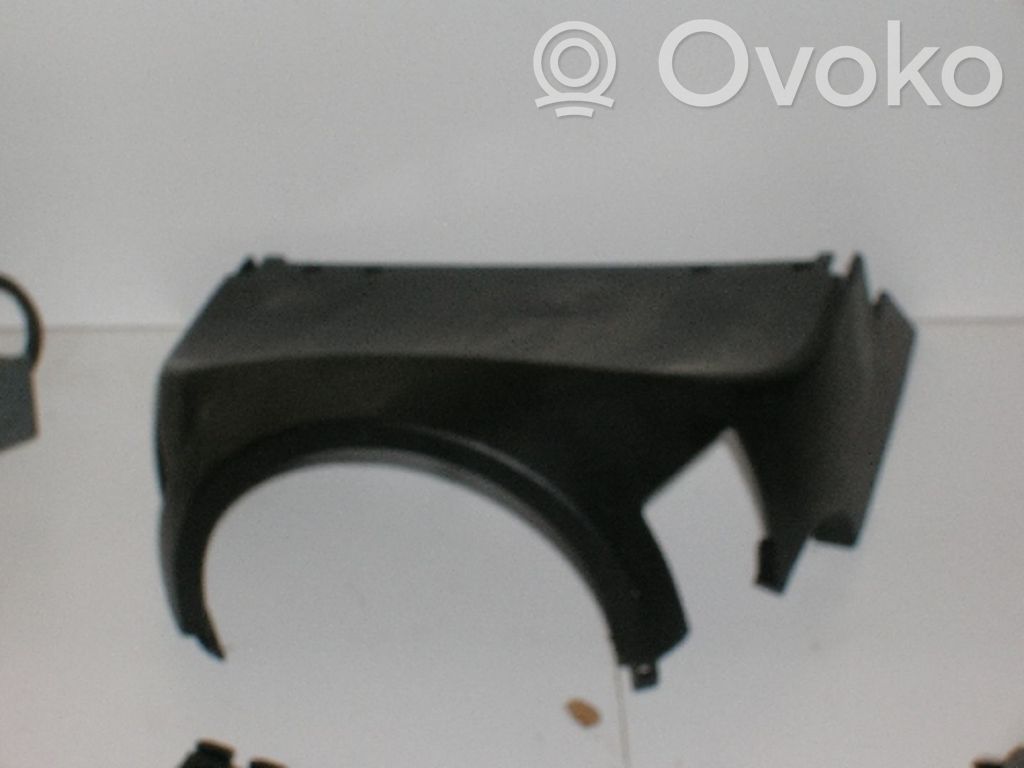 BMW 5 E39 Paneelin lista 