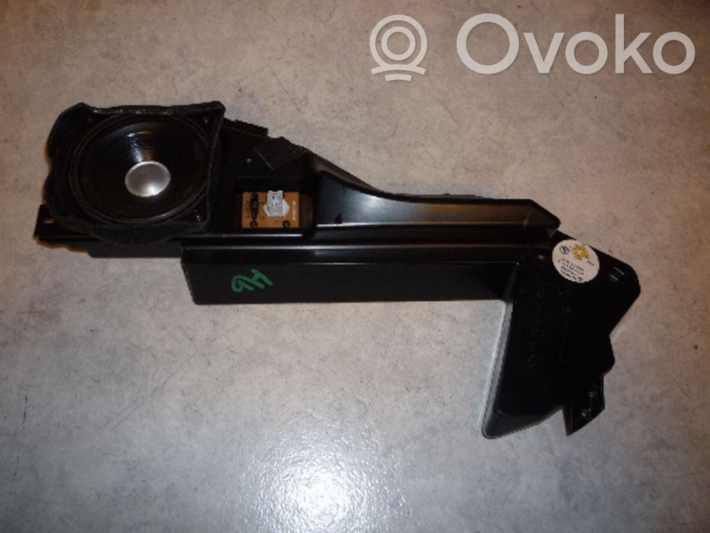 BMW 7 E38 Altavoz de la puerta trasera 