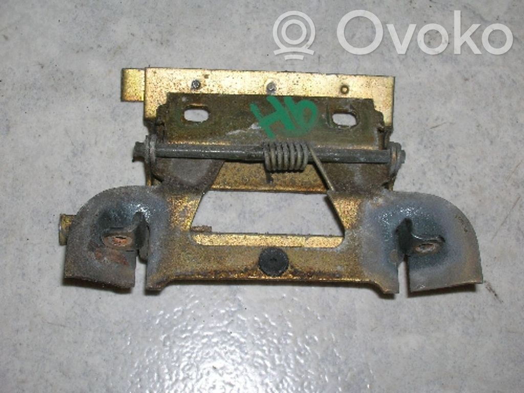 BMW 3 E30 Manecilla interna puerta trasera 