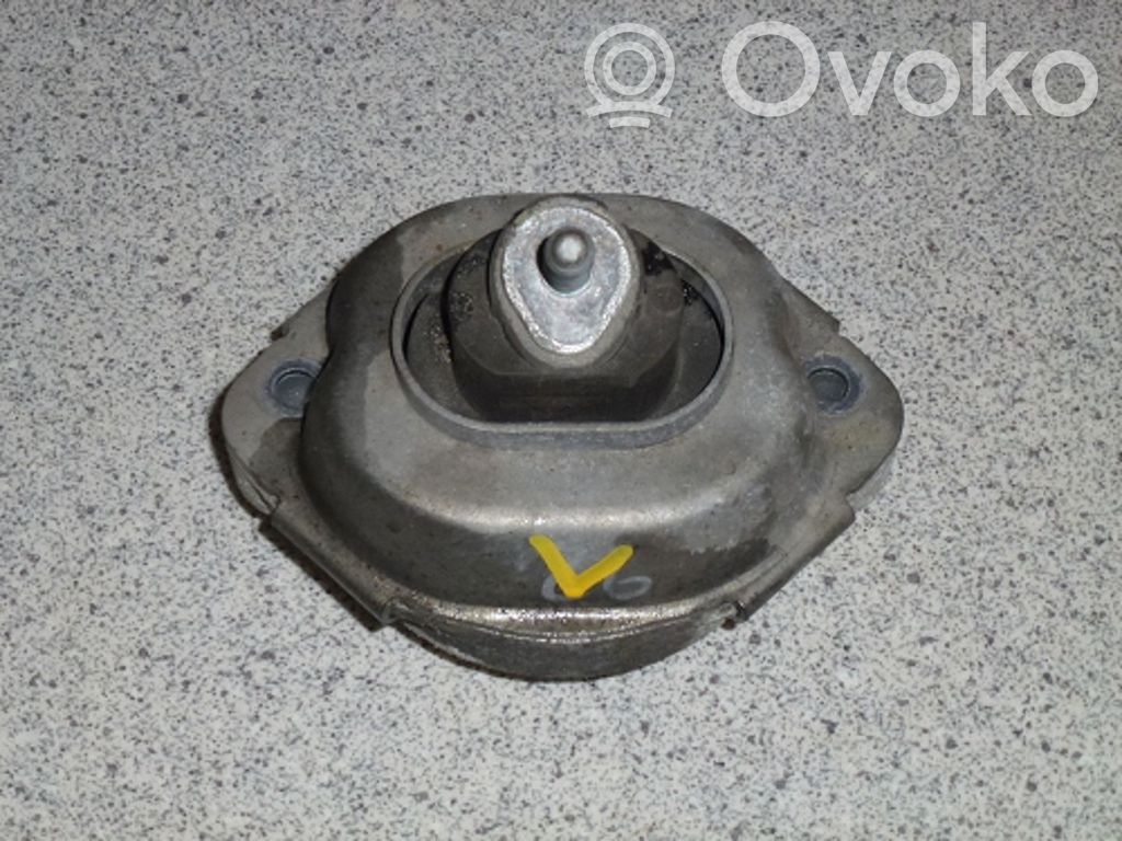 BMW X3 E83 Engine mount bracket 
