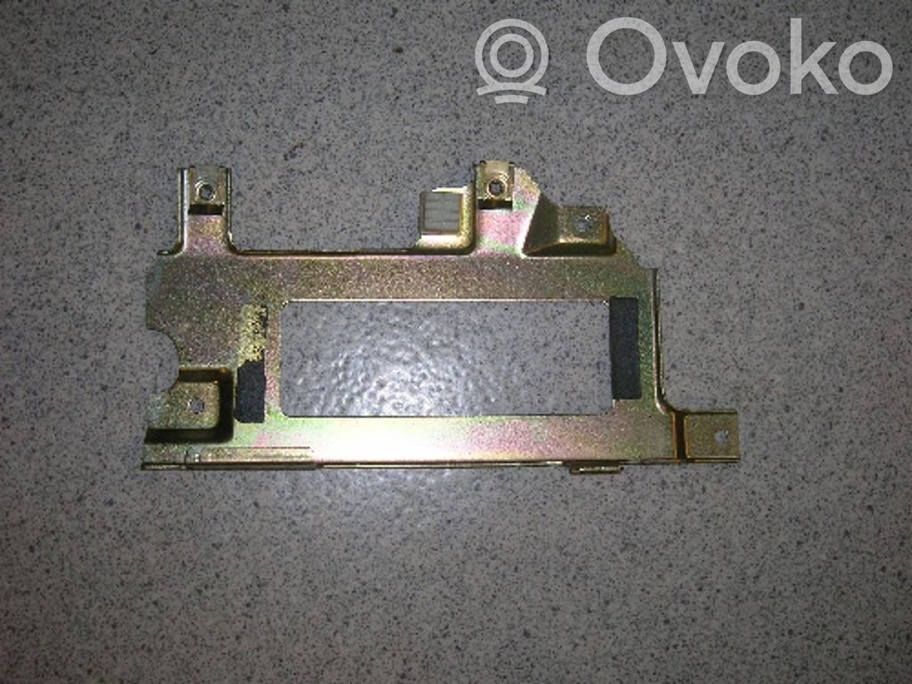 BMW 7 E38 Sound amplifier holder/bracket 