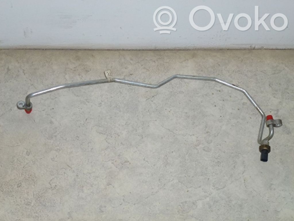 BMW Z4 E85 E86 Ilmastointilaitteen putki (A/C) 