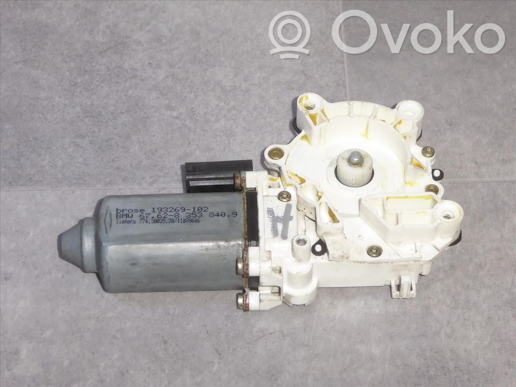 BMW 3 E36 Mécanisme lève-vitre de porte arrière avec moteur 
