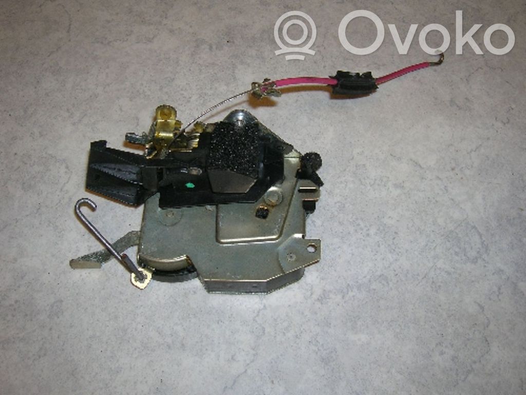BMW 5 E34 Etuoven lukko 