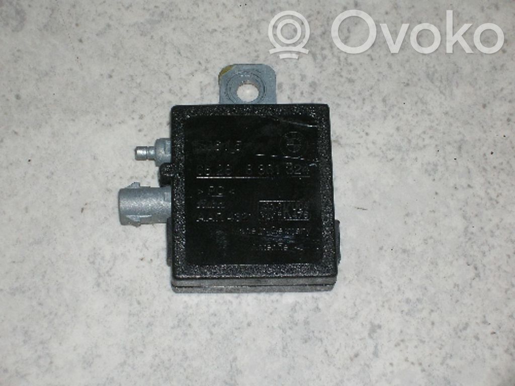 BMW 3 E36 Antenos stiprintuvas 