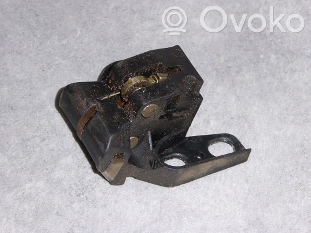 BMW 3 E30 Tailgate/trunk/boot lock/catch/latch 