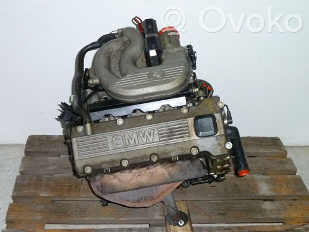 BMW 5 E34 Dzinēja komplekts 