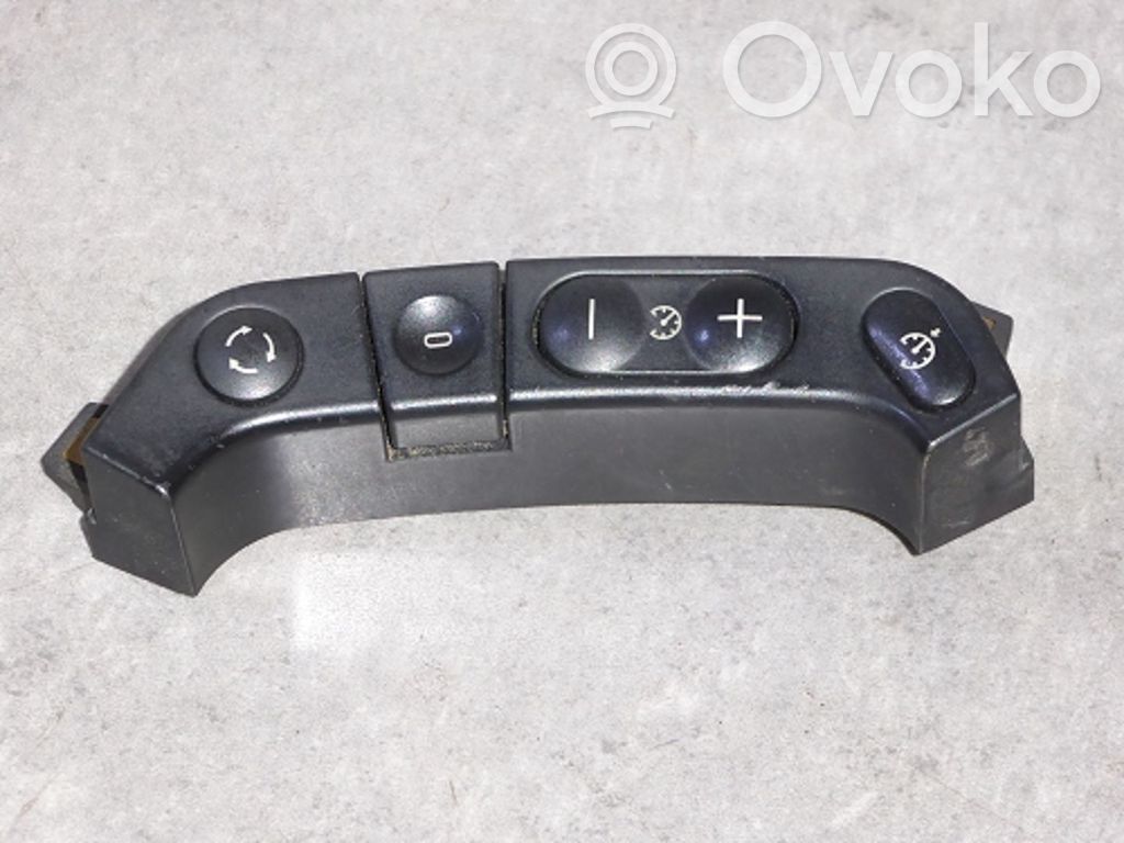 Cruise control switch   61318363652,61318363652