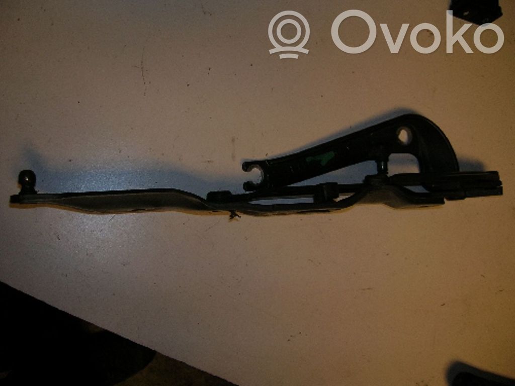 BMW 5 E39 Tailgate/trunk/boot hinge 