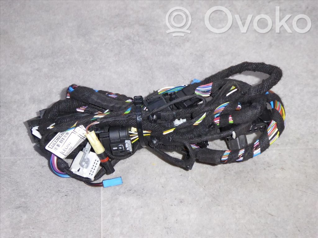BMW X1 F48 F49 Cableado de puerta delantera 