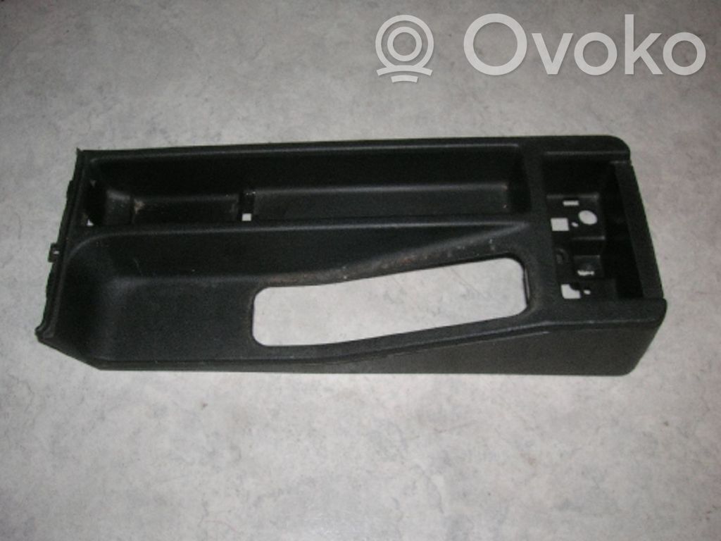 BMW 3 E36 Centrinė konsolė 