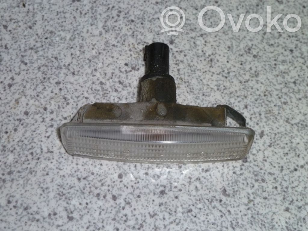 BMW 5 E39 Front bumper turn signal 