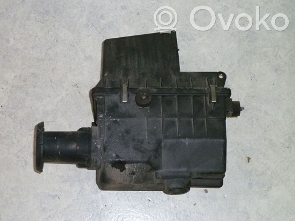 BMW 5 E34 Įsiurbimo rezonatorius 